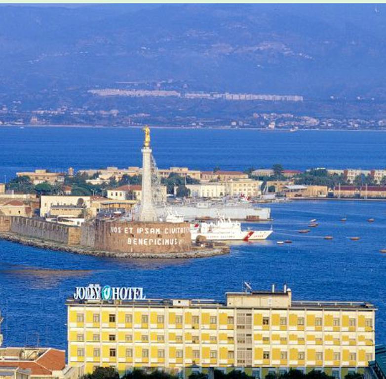 Hotel Dello Stretto Mesyna Zewnętrze zdjęcie