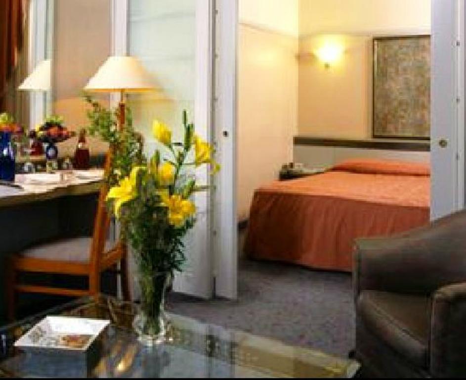 Hotel Dello Stretto Mesyna Zewnętrze zdjęcie